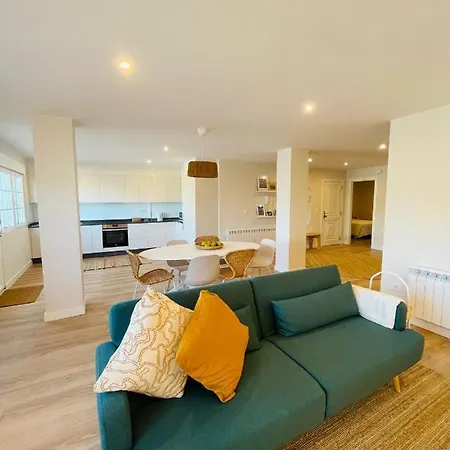 Faro De - Pisos Turisticos * Laxe