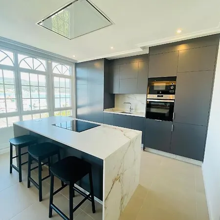 Faro De - Pisos Turisticos Laxe