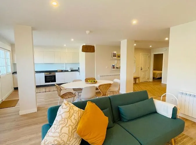 Faro De - Pisos Turisticos * Laxe