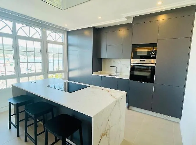 Faro De - Pisos Turisticos Laxe